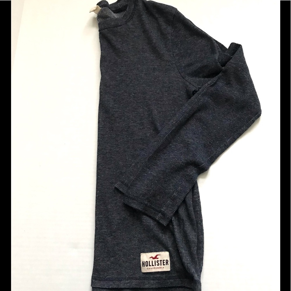 EUC! Hollister Top - Picture 3 of 3